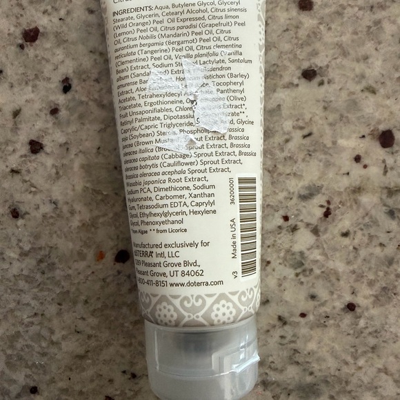 doTERRA Spa Citrus Bliss Hand Lotion 2.5 Oz - Picture 2 of 3